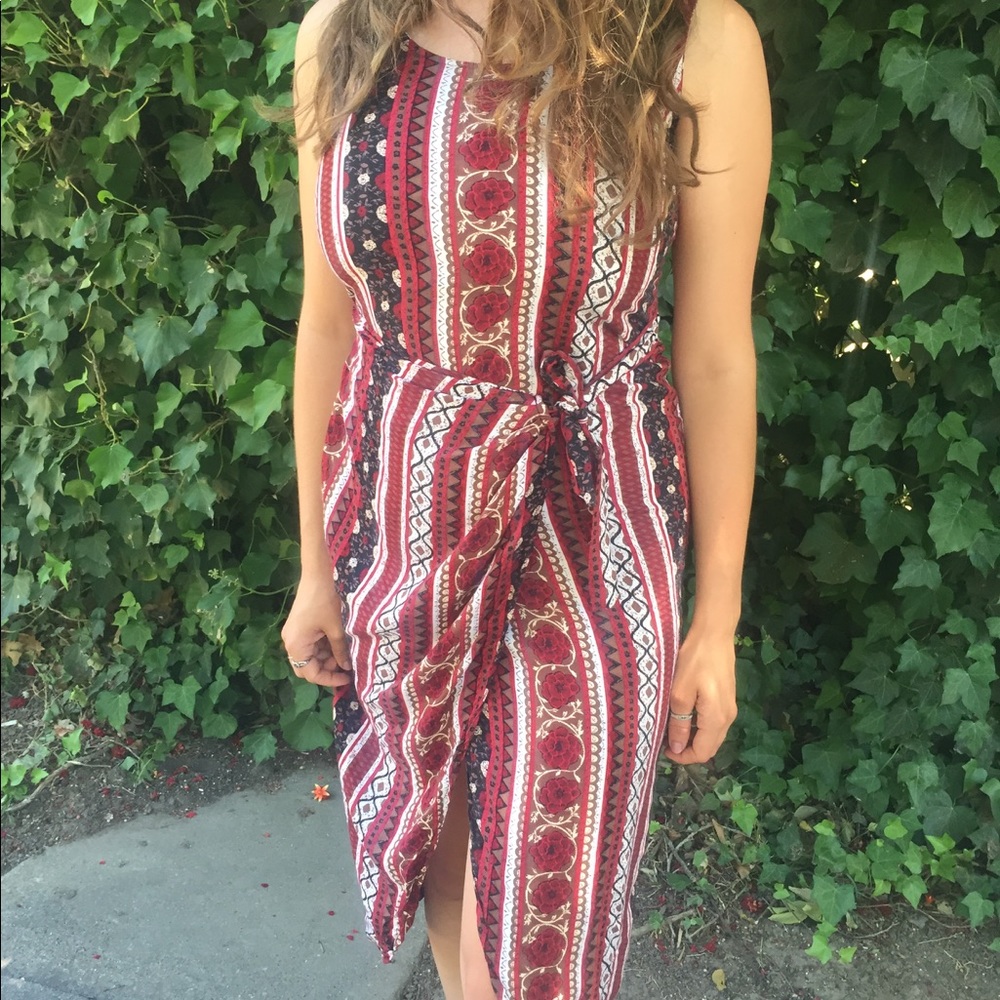 🌹VINTAGE ROSE WRAP DRESS🌹 - Picture 4 of 5